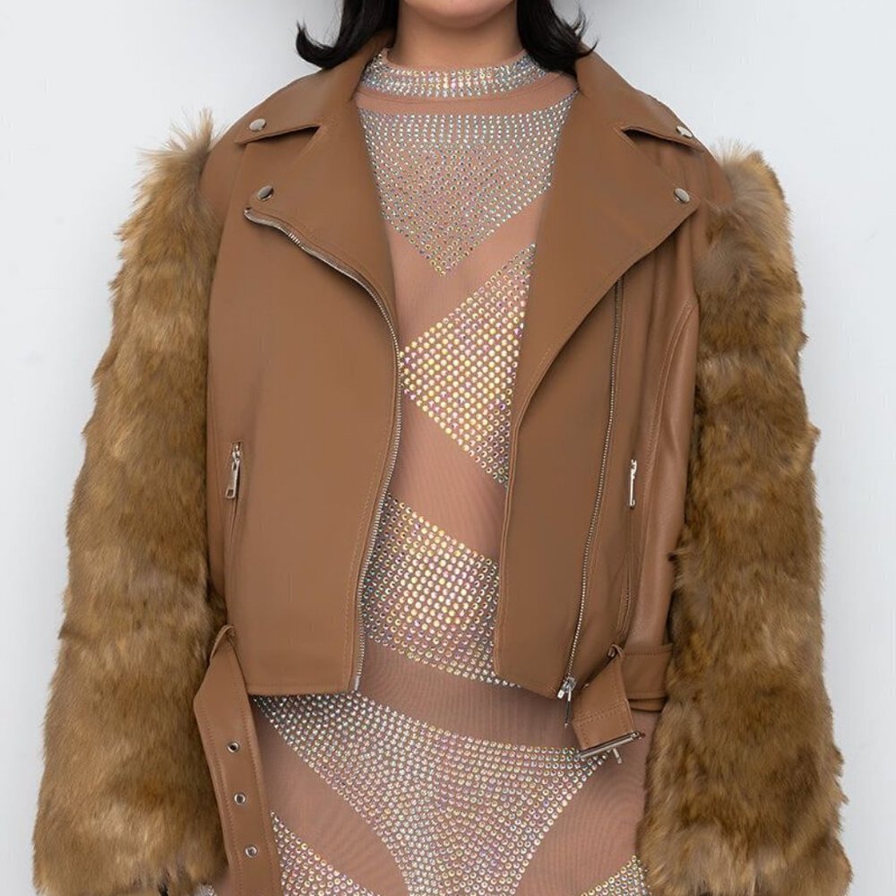 PLUS AZALEA WANG UTILITY FAUX FUR ARMS MOTO JACKET - Picture 6 of 9